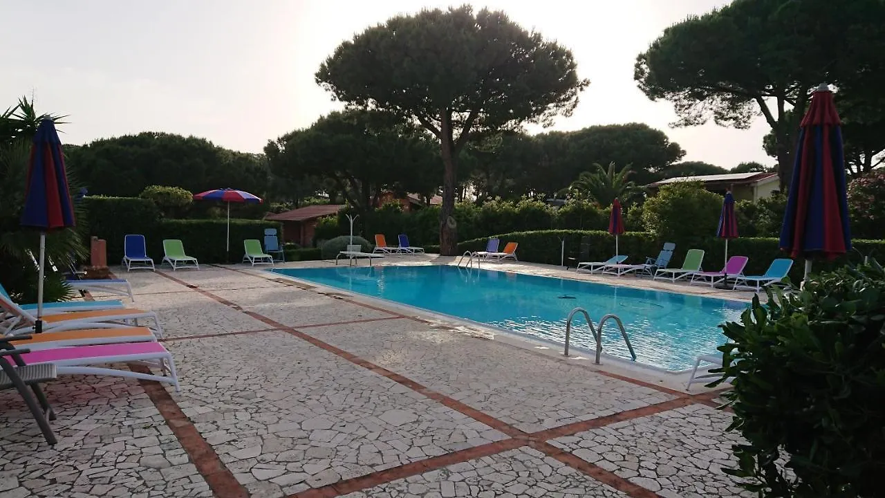Aparthotel Residence Melograno Capoliveri  Italy