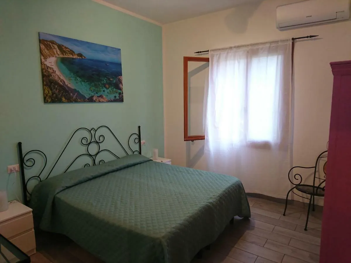 קאפוליברי Residence Melograno 0*,